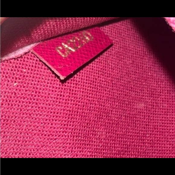 Louis Vuitton Monogram Félicie Pochette - Picture 8 of 10